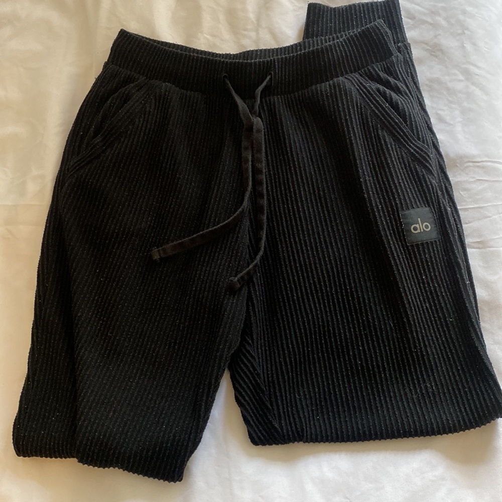 Alo Ribbed Joggers